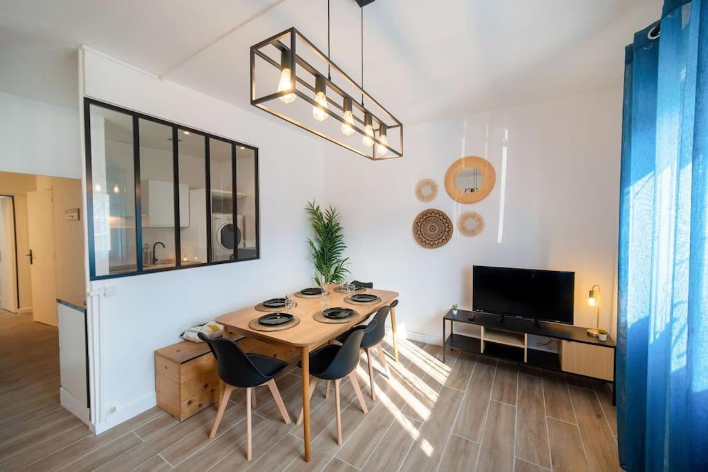 Fully Equiped Wifi Apartment Sleeps 6 Marseille Extérieur photo