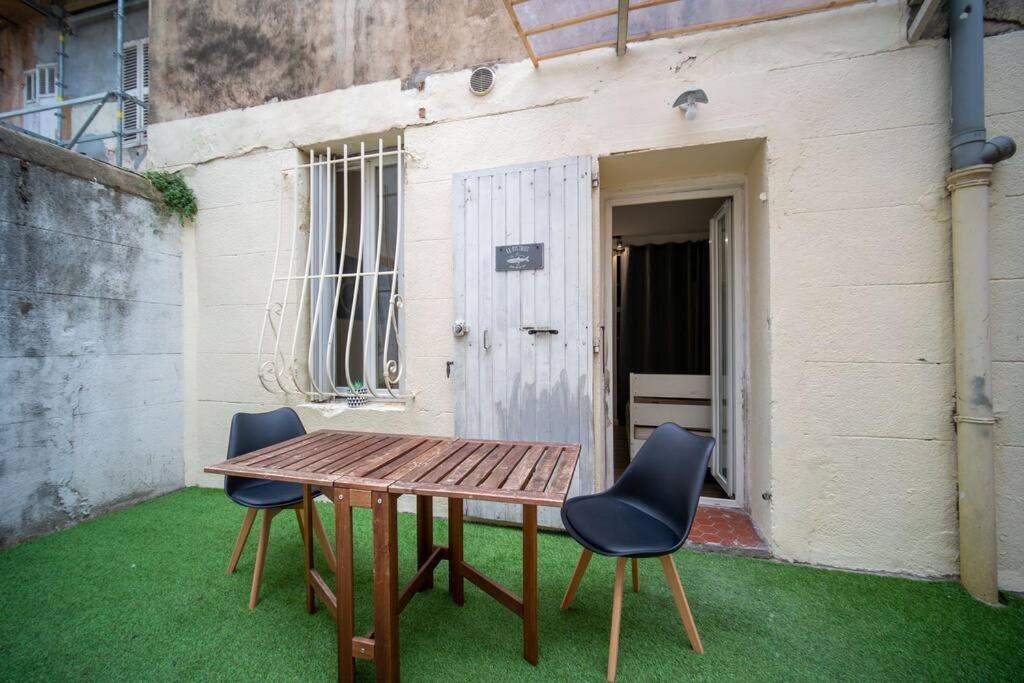 Fully Equiped Wifi Apartment Sleeps 6 Marseille Extérieur photo